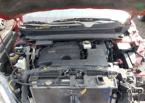 2017 Nissan Pathfinder Sv z USA, uszkodzony, nr VIN 5N1DR2MN4HC673145